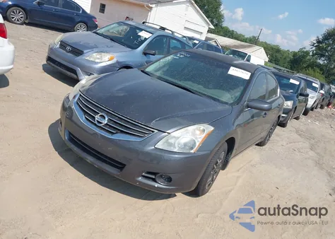 2010 Nissan Altima 2.5 S z USA, uszkodzony, nr VIN 1N4AL2AP8AN453621